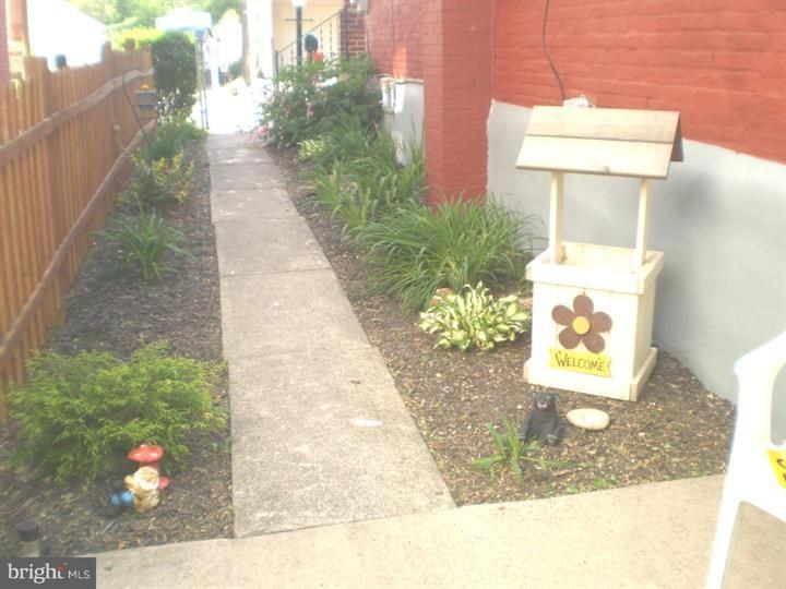 378 Bellemans Church Rd - Photo 3 of 12