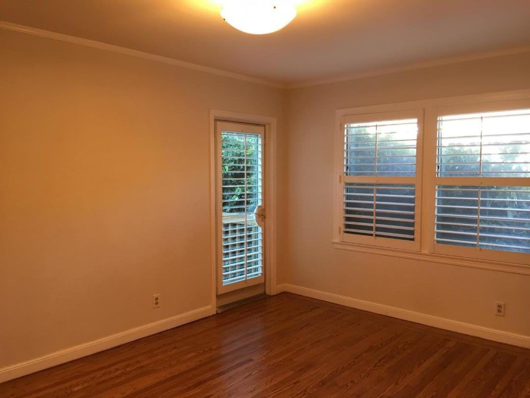 500 Burlingame Ave - Photo 2 of 13