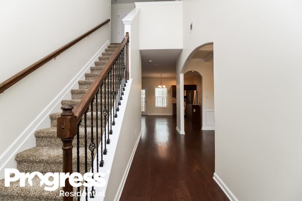 123 Cliffhaven Cir - Photo 2 of 19