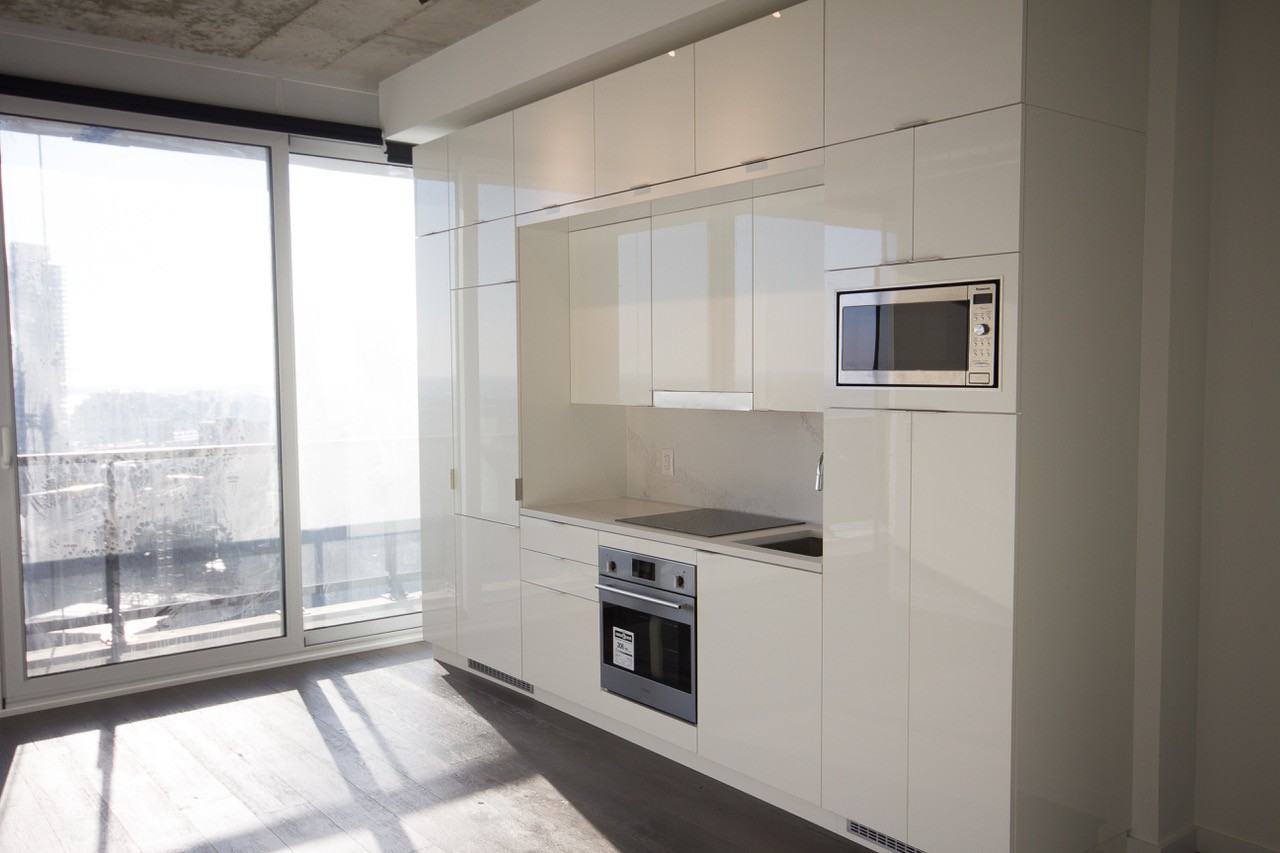 170 Bayview Avenue #2101