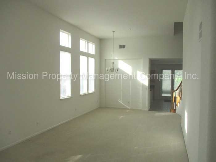 420 Panorama Ct - Photo 3 of 24