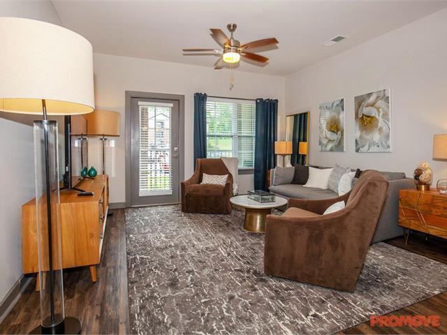 One White Oak - Photo 2 of 10