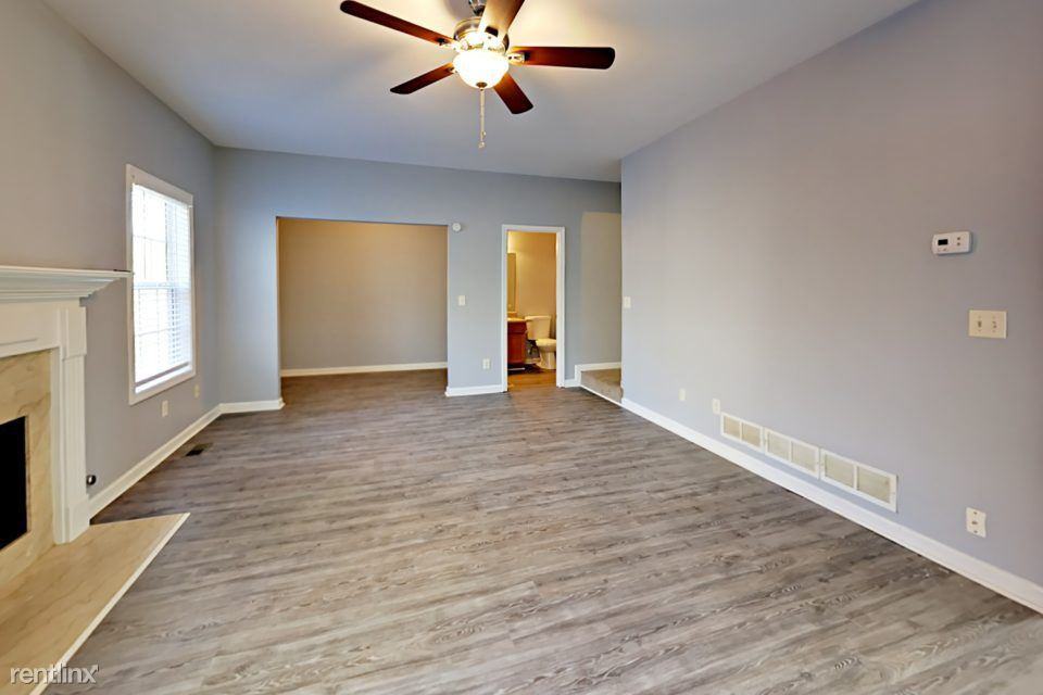 117 Weatherford Way - Photo 3 of 16