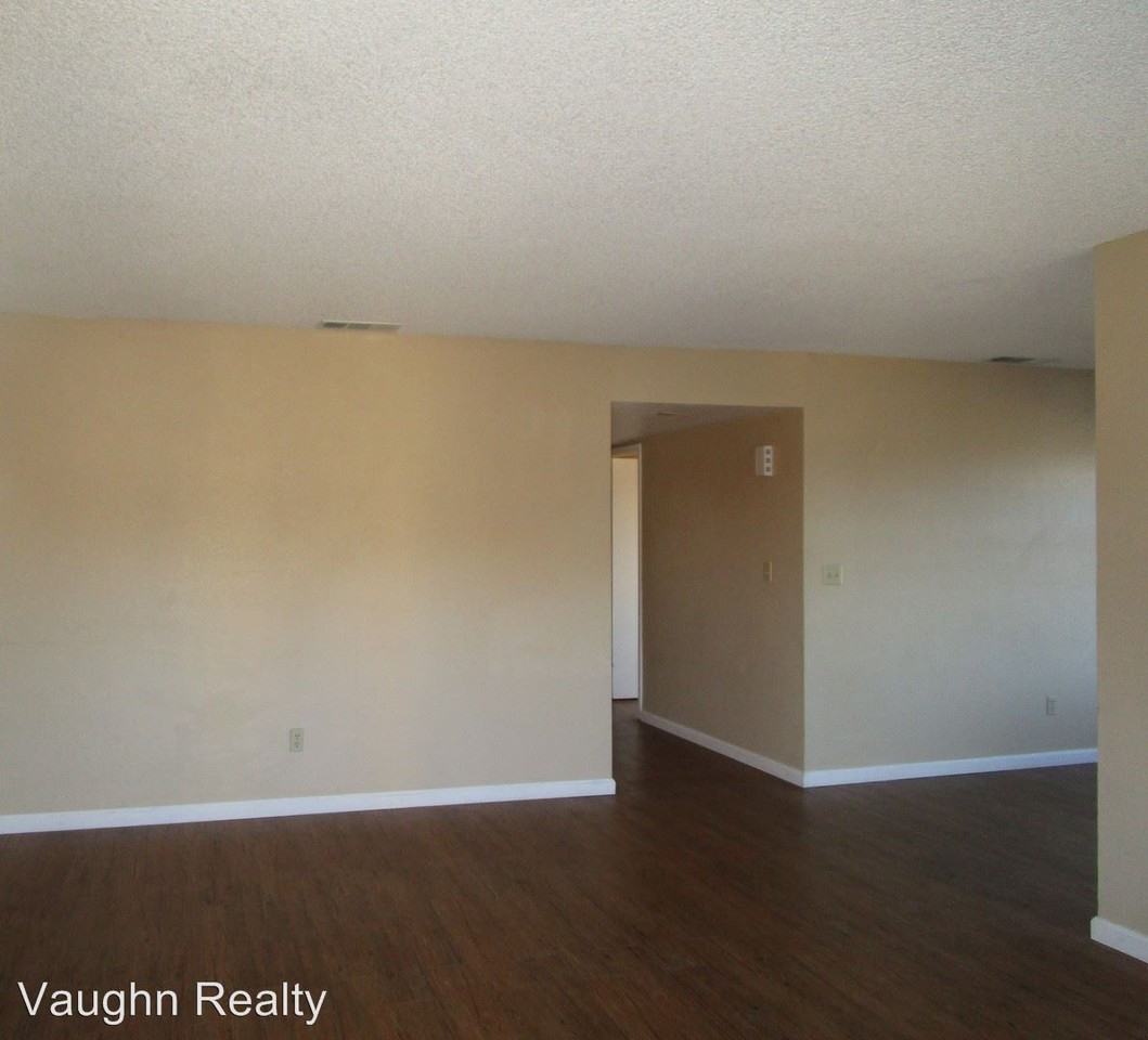 824 Capehart - Photo 2 of 8