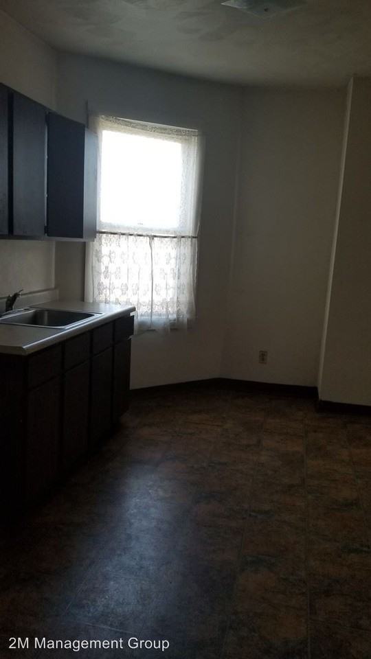 525 Larimer Avenue - Photo 2 of 16