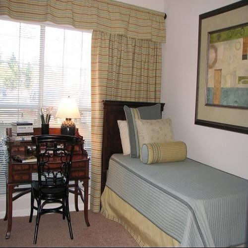 1265 Benton Blvd - Photo 2 of 14