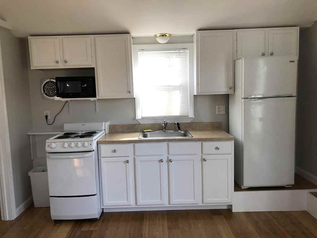 41 Spring St - Photo 2 of 8