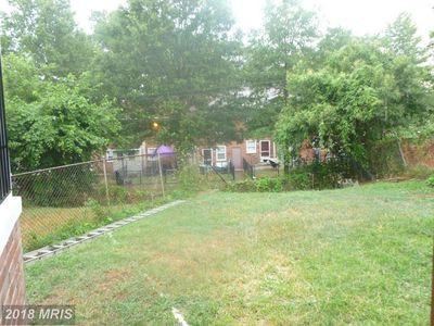 2710 Woodview Rd - Photo 3 of 10