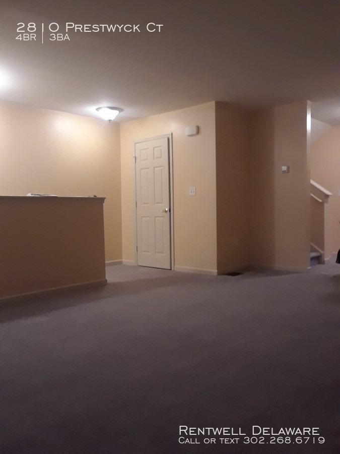 2810 Prestwyck Ct - Photo 3 of 20