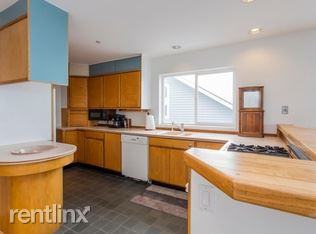 3201 Point Pl SW #103 - Photo 3 of 13
