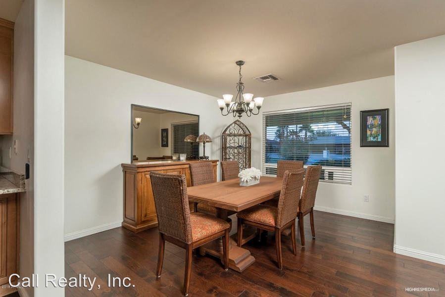 111 W Canterbury Ln - Photo 3 of 7