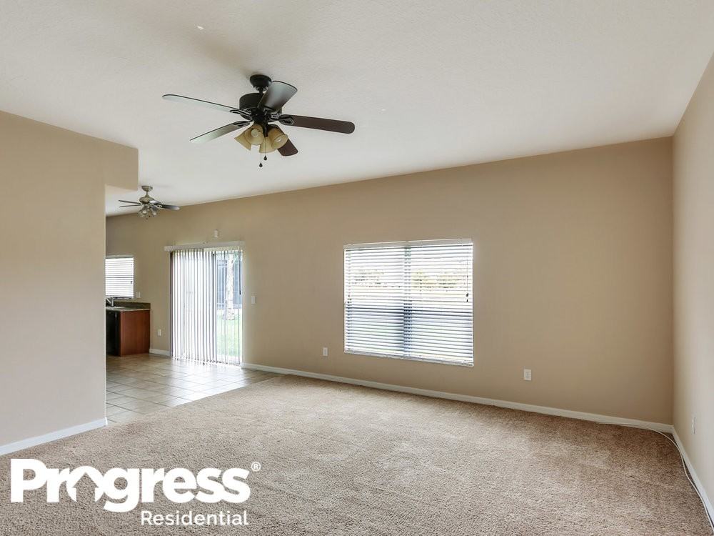 1410 Impatiens Ct - Photo 3 of 18