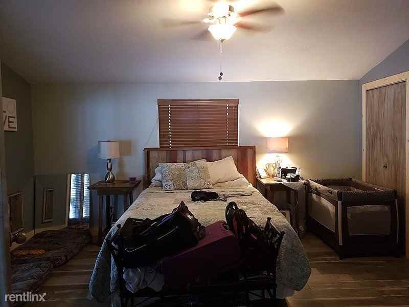 43 Middle Branch Ct - Photo 2 of 8