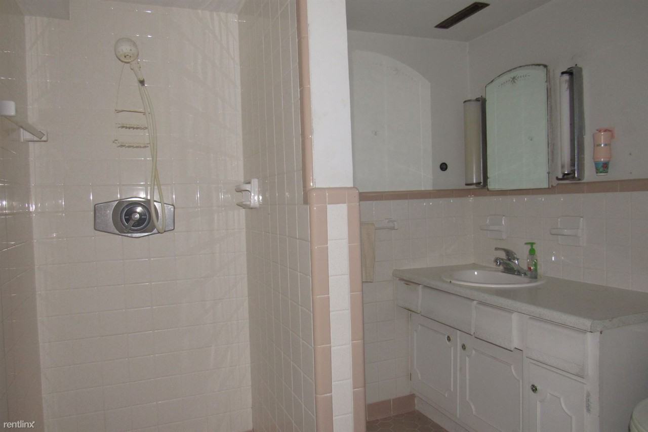 5708 Rineyville Rd - Photo 3 of 11