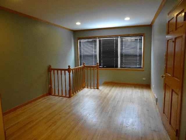 2739 W Catalpa Ave #1W - Photo 2 of 18