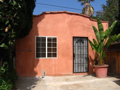 4201 Camero Ave - Photo 2 of 9