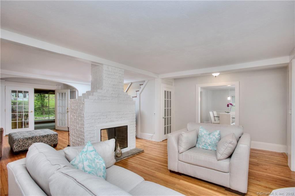 109 Greens Farms Rd - Photo 3 of 28