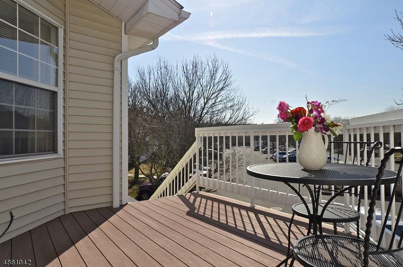 4 Sage Ct - Photo 3 of 14