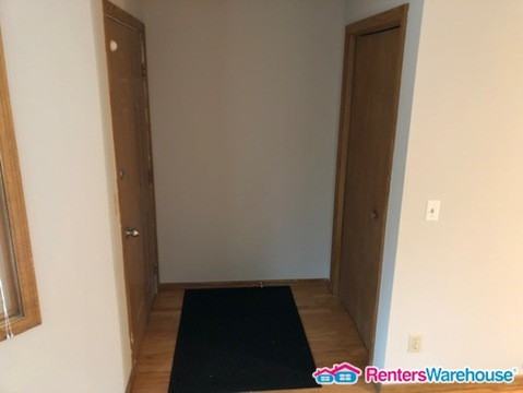 2321 S 2nd St - Photo 2 of 10