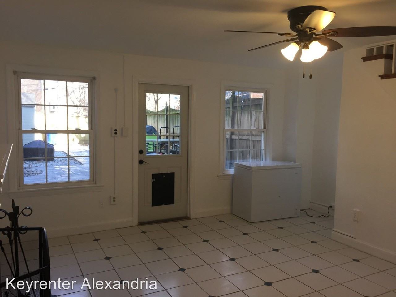 805 2nd St - Photo 3 of 18