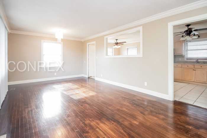 2523 Birchfield St NW - Photo 2 of 8