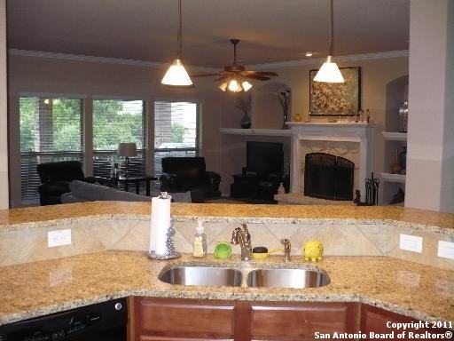 8727 Roswell Ridge - Photo 3 of 12