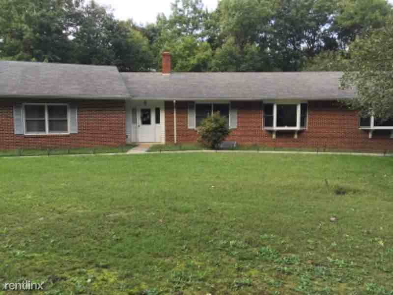 4090 Morning Glory Dr - Photo 2 of 15