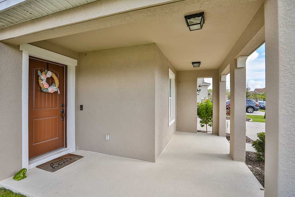 10606 Massimo Dr - Photo 3 of 33