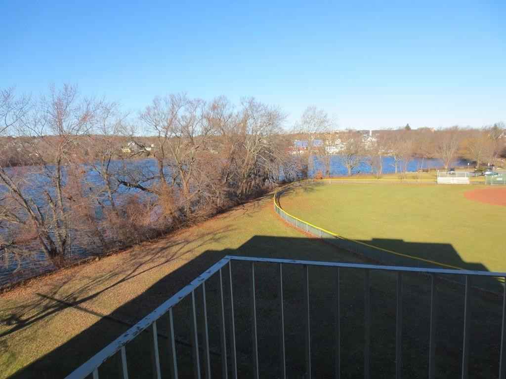 34 Hamilton Rd