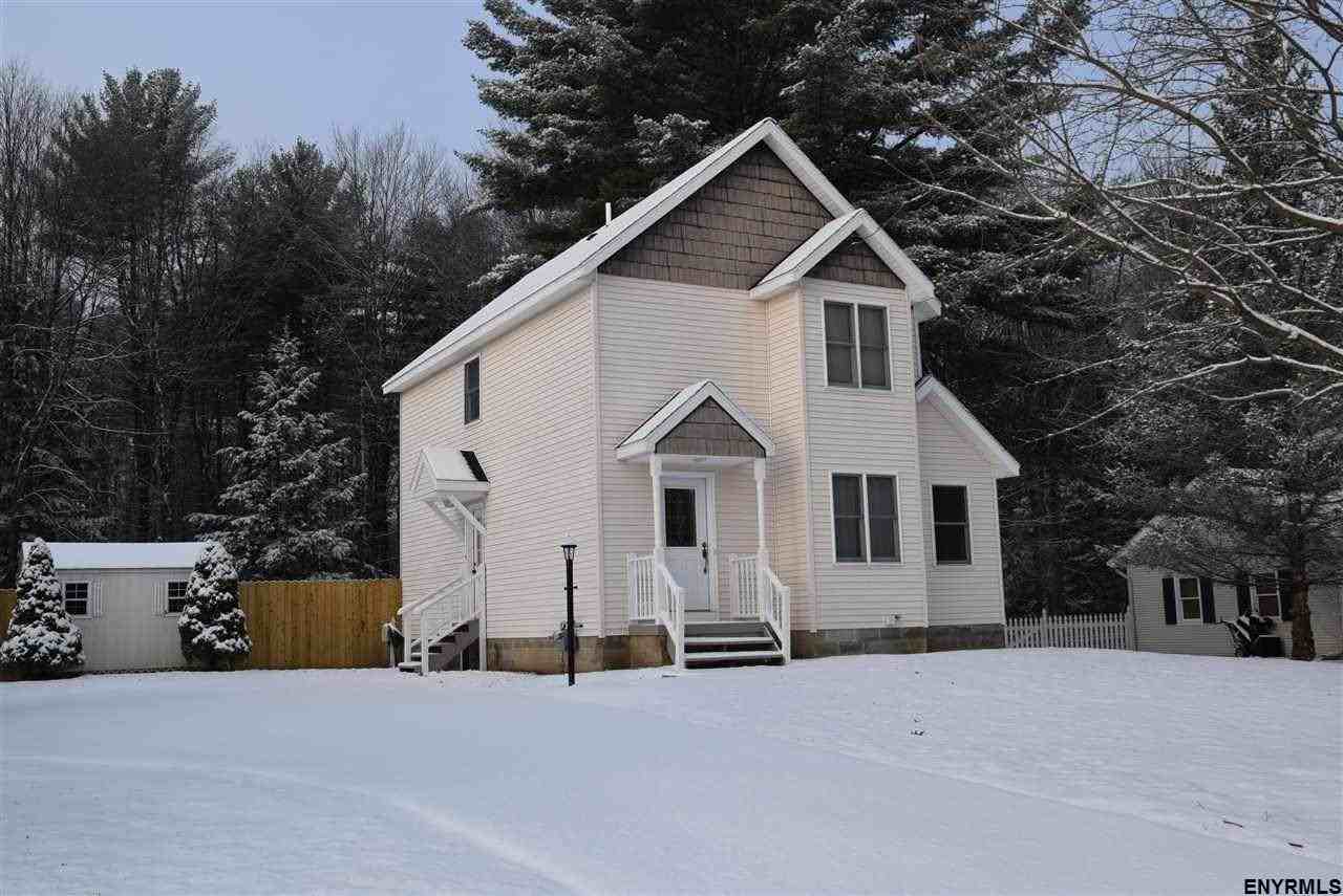 27 Highgate Rd - Photo 2 of 20