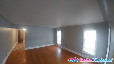 3968 Yosemite Ave S - Photo 2 of 17