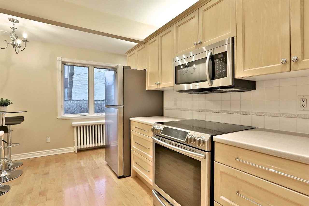 171 Glen Cedar Road - Photo 3 of 15