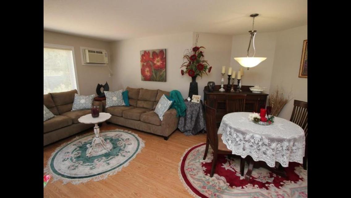 6514 Meadows Dr - Photo 2 of 10