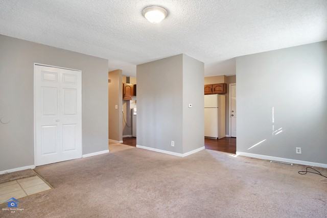 109 N Calhoun St - Photo 3 of 18