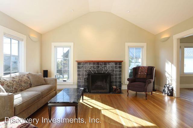 1835 Capistrano Ave - Photo 3 of 24