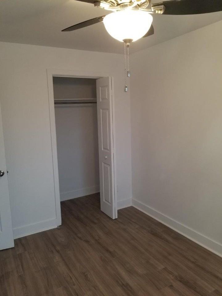 6652 Ave Christophe-Colomb - Photo 3 of 7