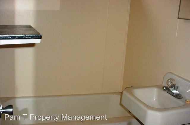 1 E 49th St #1408 - Photo 3 of 5