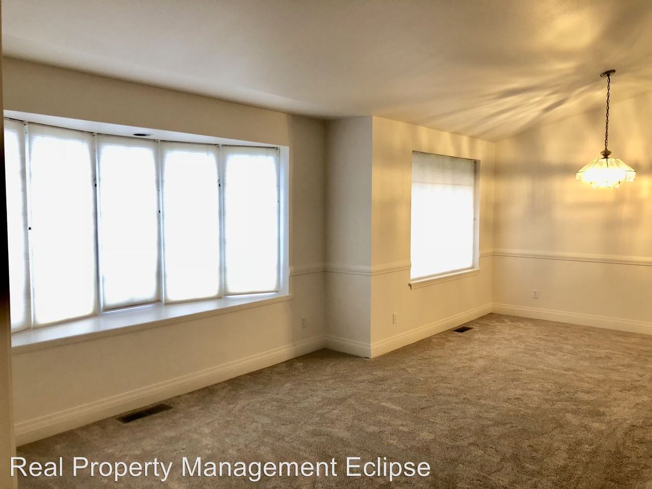 20001 61st Ave NE - Photo 2 of 14