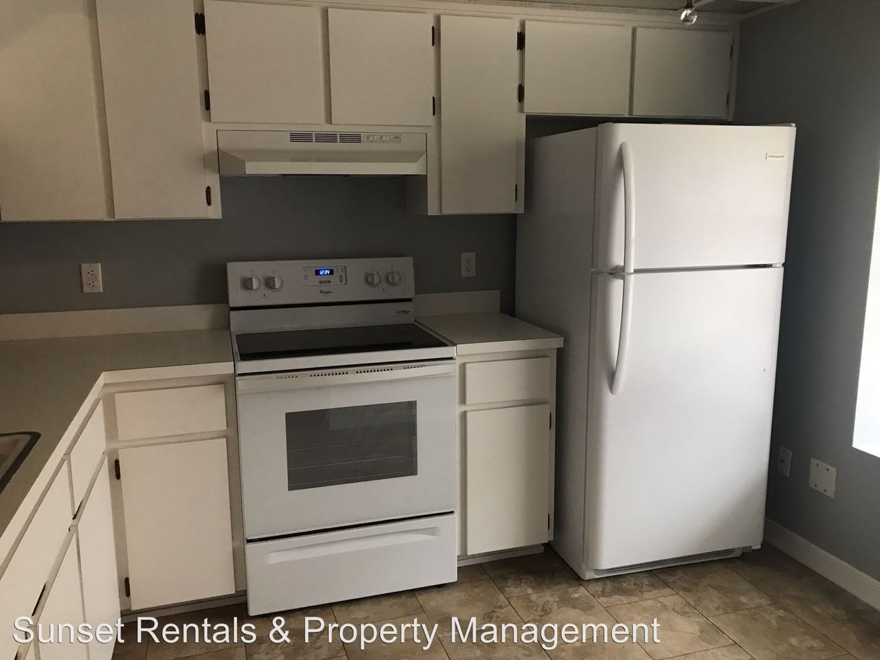 10516 Millriver Dr - Photo 3 of 16