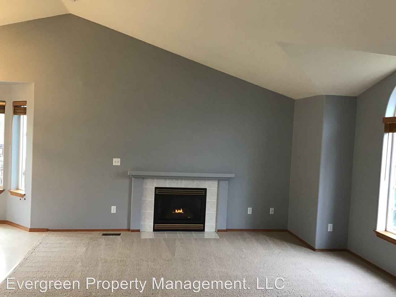 926 SE Dix Ct - Photo 2 of 23