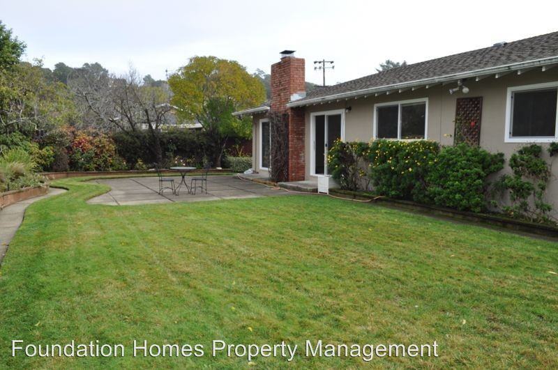 7 Castlewood Dr - Photo 2 of 6