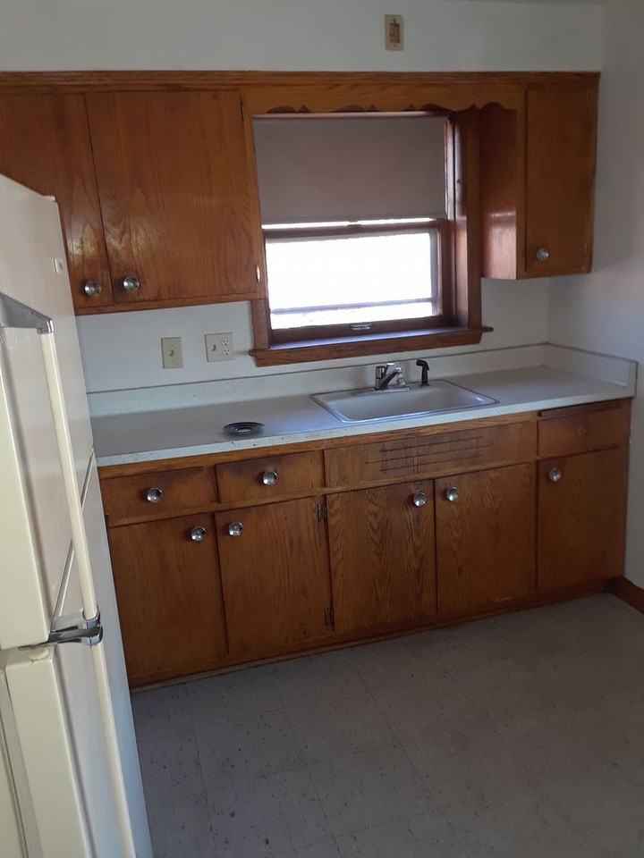 4365 South 13th Street - Photo 3 of 14