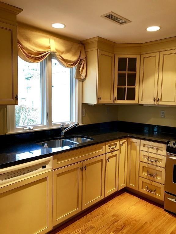 106 Jericho Rd - Photo 3 of 14