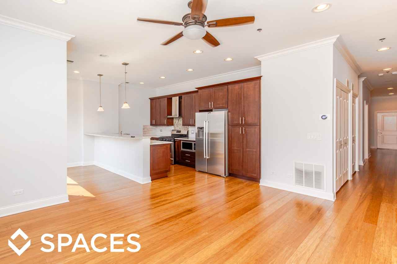 1002 West Van Buren Street - Photo 3 of 12