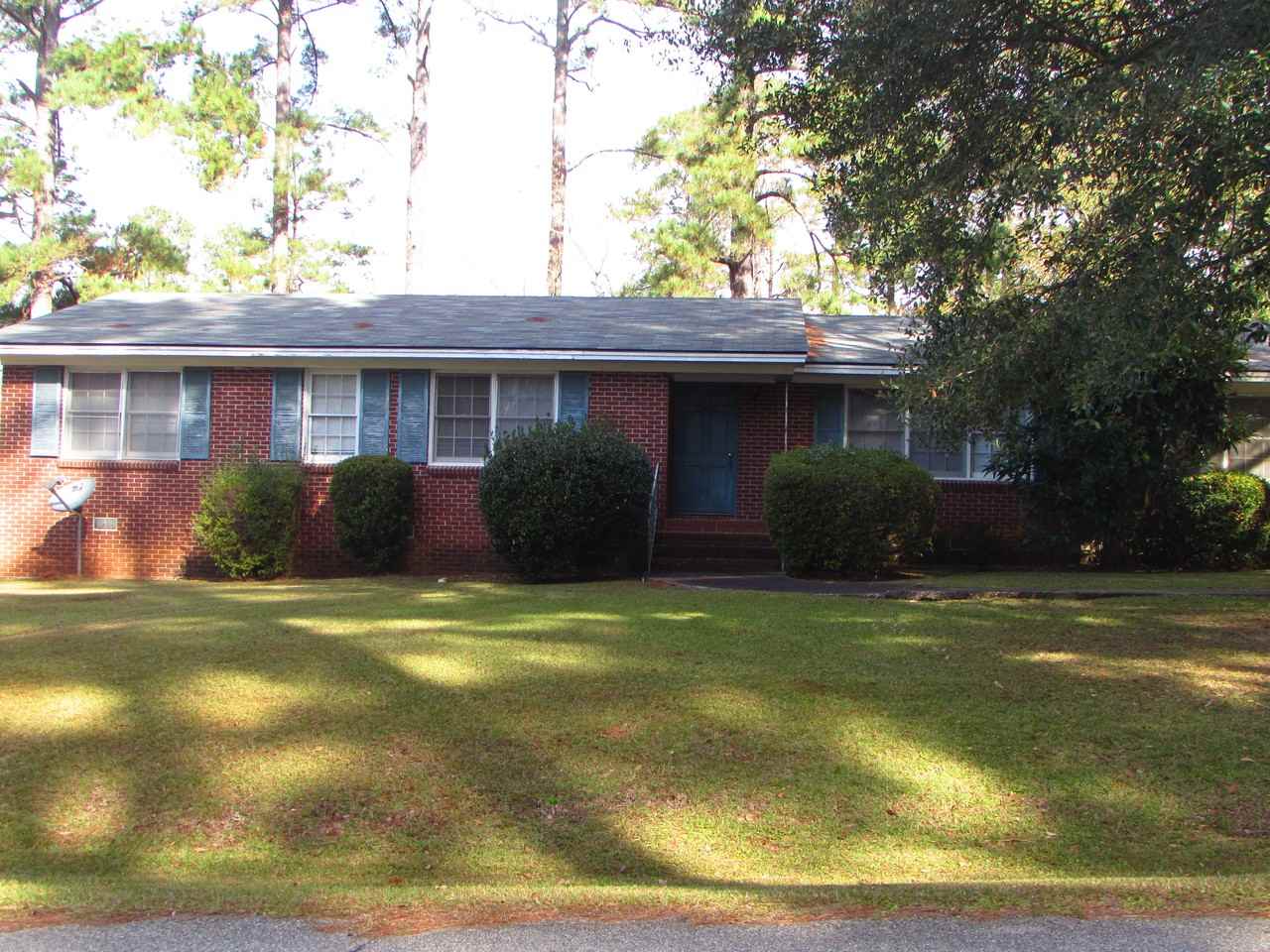 1208 Dellwood Drive, Valdosta, GA 31602 4 Bedroom House for Rent for