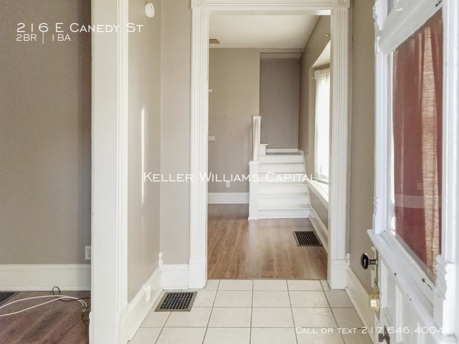 216 E Canedy St - Photo 3 of 21