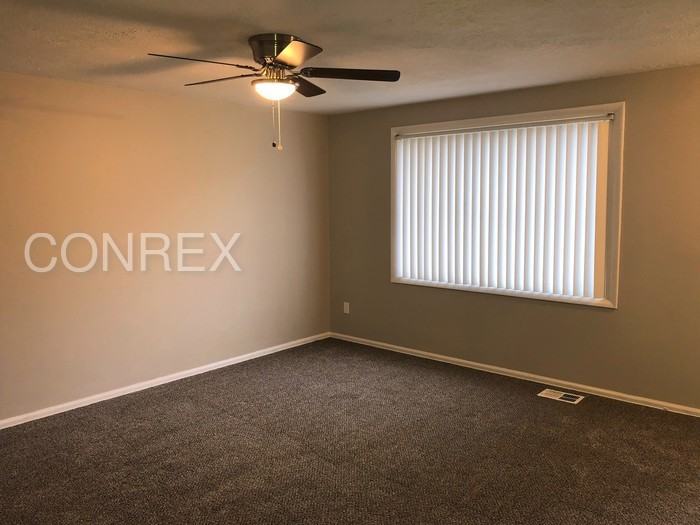 5772 Woodcock Way - Photo 3 of 10