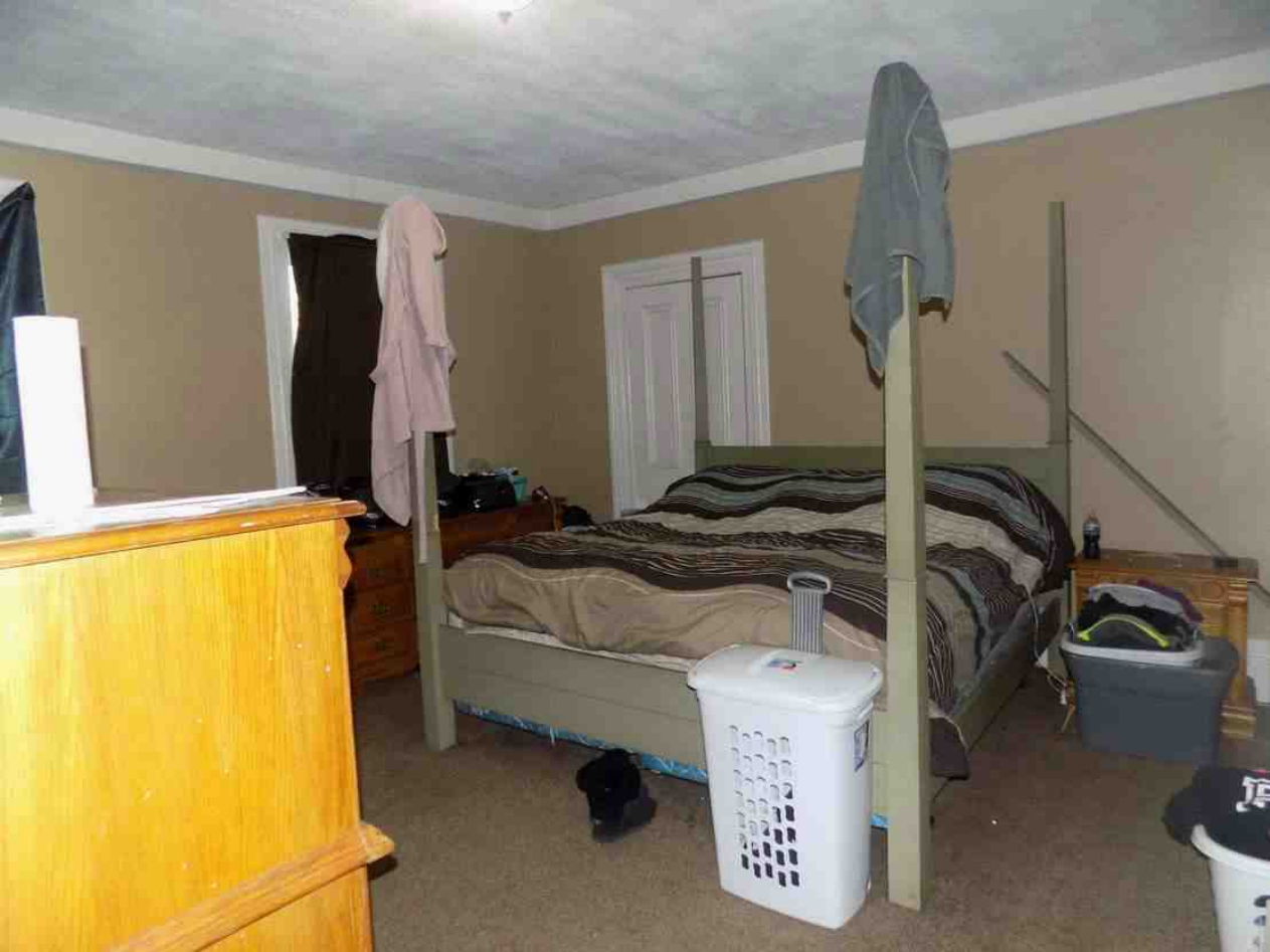 100 E Seminary St - Photo 2 of 7