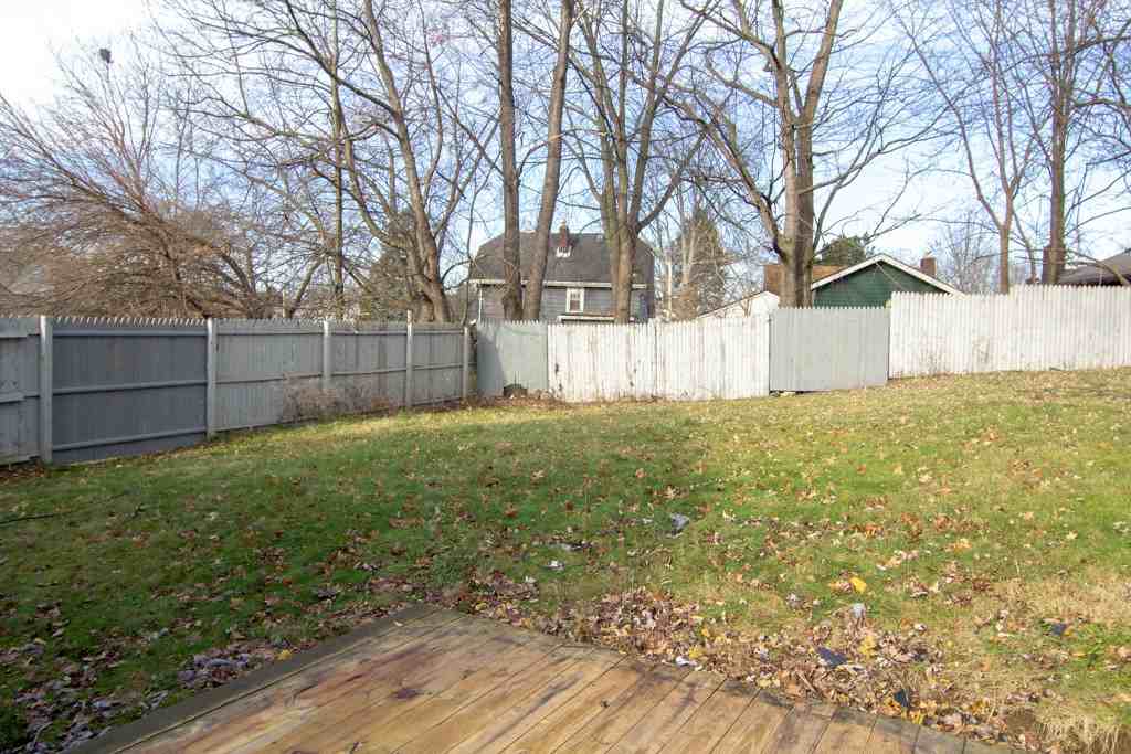 1415 Leonora Avenue - Photo 3 of 16