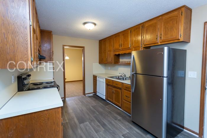 2159 Lakeside Dr - Photo 3 of 3